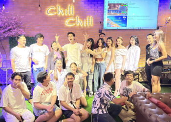 นภัค บุญณัชนิธินาถ ร่วมยินดี ลิลลี่ เหงียน ในงานเลี้ยงปิดกล้องภาพยนตร์ ‘พญานาค'”