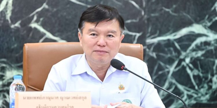 กรมควบคุมโรค ย้ำเตือนประชาชนระวังป่วยโรคเมลิออยด์ หลีกเลี่ยงการเดินลุยน้ำย่ำโคลน