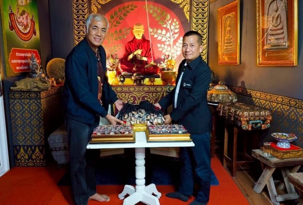 ส่งพลังศรัทธา สนับสนุนแนวรบ ! กองพลทหารปืนใหญ่รับพระเครื่อง วัตถุมงคล หนุนใจเสริมแกร่ง ป้องกันชายแดน 27