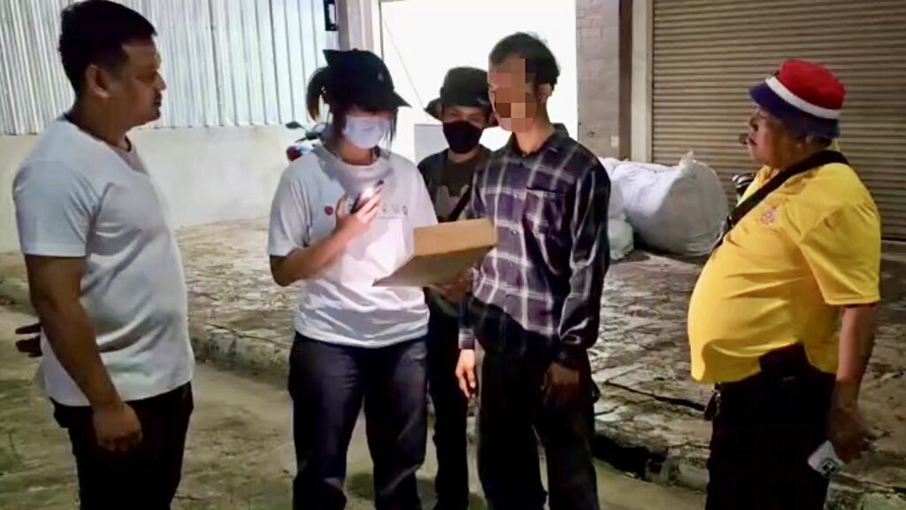 บช.น.–สอท. ไล่ล่าข้ามจังหวัด รวบ “บุญอุ้ม” มือม้าแก๊งคอลเซ็นเตอร์ปลอม ตุ๋นเหยื่อดูดเงินเกลี้ยงบัญชี 26