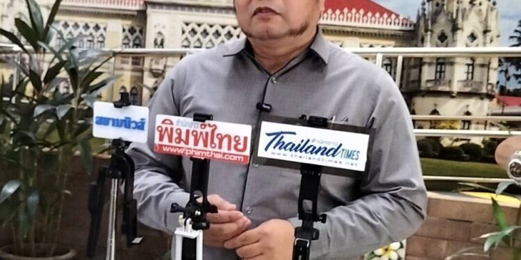 หนุ่มนักธุรกิจ ยื่นหนังสือขอความเป็นธรรม ร้องสอบบริษัท โรงงานชิ้นส่วนรถยนต์
