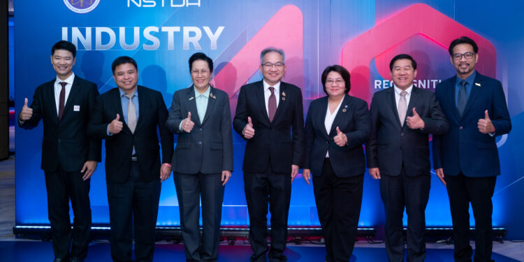 อว.-สวทช. ประเดิมจัด Industry 4.0 Awards 2025 ชูนโยบาย 3 เสาหลักปั้นไทย สู่ฐานการผลิตเทคโนโลยีขั้นสูง 25 อว.-สวทช. ประเดิมจัด Industry 4.0 Awards 2025 ชูนโยบาย 3 เสาหลักปั้นไทย สู่ฐานการผลิตเทคโนโลยีขั้นสูง