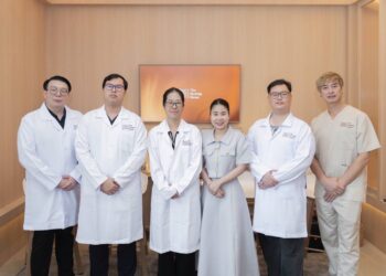 หมอแนะคนไทยควรดูแลสุขภาพแบบองค์รวม ห่วงผู้สูงวัยอายุยืนขึ้น แต่เต็มไปด้วยโรคและติดเตียงมากขึ้น9k คุณภาพชีวิตที่ไม่ดีป้องกันได้ด้วย “การดูแลสุขภาพเชิงป้องกันและการแพทย์บูรณาการแบบองค์รวม”