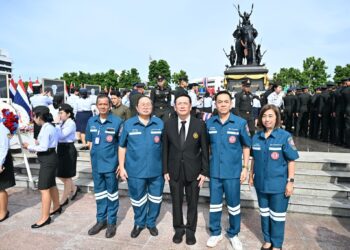 มูลนิธิป่อเต็กตึ๊ง ร่วมพิธีสดุดีวีรกรรมนักรบกล้าและอาลัยประชาชนผู้บริสุทธิ์ที่เสียชีวิตจากเหตุการณ์ความไม่สงบชายแดนไทย – กัมพูชา ณ กองบัญชาการกองทัพไทย เขตหลักสี่ กรุงเทพฯ