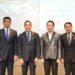 “Mega Show-Bangkok 2026” งานแสดงสินค้าไลฟ์สไตล์ระดับนานาชาติเตรียมสร้างปรากฏการณ์ใหม่ใจกลางกรุงเทพฯ ย้ายสู่ศูนย์การประชุมแห่งชาติสิริกิติ์ พร้อมเปิดตัวงาน Kick-off อย่างเป็นทางการ เมื่อวันที่ 9 กันยายน 2568 บริษัท ComAsia Limited จำกัด เปิดตัว“Mega Show-Bangkok 2026” อย่างยิ่งใหญ่ภายใต้ชื่องาน “Kick-off Ceremony for 2026 MEGA SHOW-Bangkok” ณ ศูนย์การประชุมแห่งชาติสิริกิติ์ (QSNCC) ซึ่งเป็นการนับถอยหลังสู่มหกรรมแสดงสินค้านานาชาติ โดยจัดขึ้นระหว่างวันที่ 15–17 กรกฎาคม 2569 โดยงานนี้นับเป็นแพลตฟอร์มสำคัญที่เชื่อมโยงผู้ประกอบการไทยกับผู้ซื้อจากทั่วโลก ภายในงานแถลงข่าวได้รับเกียรติจากบุคคลสำคัญในแวดวงอุตสาหกรรมและการค้าของไทยร่วมงาน อาทิ นายสุรพล อุทินทุ ประธานเจ้าหน้าที่บริหาร ศูนย์การประชุมแห่งชาติสิริกิต์  ดร.ชาญชัย สิริเกษมเลิศ ผู้อำนวยการสถาบันพัฒนาอุตสาหกรรมสิ่งทอ (THTI) นายจิรบูลย์ วิทยสิงห์ เลขาธิการสมาพันธ์ผลิตภัณฑ์ไลฟ์สไตล์ไทย และนายสุปรีย์ ทองเพชรประธานสภาวิสาหกิจขนาดกลางและขนาดย่อมของไทย โดยได้ร่วมเสวนาในหัวข้อ “US Tax Wall: โอกาสของภาคธุรกิจไทย” พร้อมด้วยการสนับสนุนจากหน่วยงานภาครัฐและสมาคมธุรกิจที่เกี่ยวข้อง ได้แก่ สมาคมการค้าเครื่องใช้ในครัวเรือนไทย สมาคมการค้าของขวัญของชำร่วยไทยและของตกแต่งบ้าน สมาคมการค้าสินค้าตกแต่งบ้านและผลิตภัณฑ์ไลฟ์สไตล์  สมาคมการค้าของเล่นและผลิตภัณฑ์เด็กไทยสมาคมเครื่องเขียนและเครื่องใช้สำนักงานไทย สมาคมผู้ผลิตและผู้ส่งออกสินค้าหัตถกรรมภาคเหนือ มร.ปีเตอร์ เชิง ผู้อำนวยการ บริษัท ComAsia Limited กล่าวถึงการจัดงานว่า “Mega Show ได้รับความสำเร็จอย่างต่อเนื่องกว่า 30 ปีที่ฮ่องกง และเป็นที่รู้จักในระดับนานาชาติ กรุงเทพฯ ถือเป็นศูนย์กลางของเอเชียตะวันออกเฉียงใต้ที่มีศักยภาพสูง เชื่อมต่อการเดินทางสะดวก และเป็นตลาดที่มีโอกาสเติบโตมากกว่าประเทศอื่น เราจึงตัดสินใจขยาย Mega Show มาจัดในประเทศไทย ซึ่งในปีหน้าถือเป็นครั้งที่ 5 และเติบโตขึ้นจากผู้แสดงสินค้า400 รายในปีแรก สู่กว่า 1,000 ราย” Mega Show-Bangkok โดดเด่นด้วยการจัดแสดงสินค้าที่ครอบคลุมหลากหลายหมวดหมู่ ของขวัญ ของชำร่วย ของใช้ในบ้าน เครื่องเขียนเครื่องใช้ไฟฟ้า อุปกรณ์ไฟฟ้าแสงสว่าง อุปกรณ์อิเล็กทรอนิกส์ ฮาร์ดแวร์และอุปกรณ์ทำสวน รวมถึงผลิตภัณฑ์ ฮาลาล ที่ตอบโจทย์ตลาดโลก โดยงานที่ผ่านมา ในปี 2025 มีผู้เข้าชมกว่า 15,000 ราย โดยกว่า 6,000 ราย เดินทางมาจากต่างประเทศ ครอบคลุมผู้ซื้อทั้งจากญี่ปุ่น เกาหลี ฟิลิปปินส์ อินโดนีเซีย เวียดนาม จีน ฮ่องกง รวมถึงยุโรปและอเมริกา สร้างเม็ดเงินหมุนเวียนด้านโรงแรม การขนส่ง และการท่องเที่ยวอย่างมหาศาล นอกจากนี้ ภายในงานยังมีกิจกรรมสัมมนาและเวิร์กช็อปให้ความรู้ด้าน E-commerce รวมถึงการ Business Matching เชื่อมโยงผู้ซื้อกับผู้ประกอบการไทยโดยตรง ตอกย้ำความเป็นเวที B2B และ B2C ที่ครบวงจร“Mega Show-Bangkok 2026 คาดว่าจะมีผู้แสดงสินค้ากว่า 1,200 บูธ จากกว่า 17 ประเทศ และดึงดูดผู้ซื้อมืออาชีพนับหมื่นรายจากทั่วโลก โดยมีหนึ่งวันพิเศษเปิดให้ผู้บริโภคชาวไทยเข้าร่วมสัมผัสประสบการณ์การช้อปปิ้งสินค้าไลฟ์สไตล์จากทั่วโลก” มร.ปีเตอร์ กล่าวปิดท้าย ดร.ชาญชัย สิริเกษมเลิศ ผู้อำนวยการสถาบันพัฒนาอุตสาหกรรมสิ่งทอ กล่าวถึงบทบาทของสถาบันว่า “Mega Show เป็นเวทีสำคัญที่สร้างโอกาสให้กับผู้ประกอบการ โดยเฉพาะ SMEs ในกลุ่มไลฟ์สไตล์และสิ่งทอแฟชั่น ที่จะได้พัฒนาศักยภาพและขยายตลาดสู่ระดับนานาชาติ การเปลี่ยนแปลงของเศรษฐกิจโลกและภูมิรัฐศาสตร์ทำให้ผู้ประกอบการต้องปรับตัว งานนี้จึงถือเป็นเวทีที่จะช่วยสร้างความร่วมมือและเปิดประตูสู่ตลาดใหม่ๆ ได้อย่างแท้จริง”ปัจจุบันแนวโน้มการจัดแสดงสินค้าได้เปลี่ยนแปลงไป ภายใต้แรงกดดันทางภูมิรัฐศาสตร์และเศรษฐกิจโลก ทำให้เกิดความท้าทายใหม่ ๆ เช่น ผลกระทบจากความตึงเครียดทางการเมืองระหว่างประเทศที่ส่งผลโดยตรงต่อตลาดแสดงสินค้า อย่างไรก็ตาม อุตสาหกรรมสร้างสรรค์ยังคงมีการเติบโต ทั้งในด้านสินค้าเป็นมิตรต่อสิ่งแวดล้อม กลุ่ม Green Sustainable นวัตกรรมเทคโนโลยี และการขยายเครือข่ายซัพพลายเชนในระดับโลก ซึ่งผู้ประกอบการไทยจำเป็นต้องเร่งปรับตัว