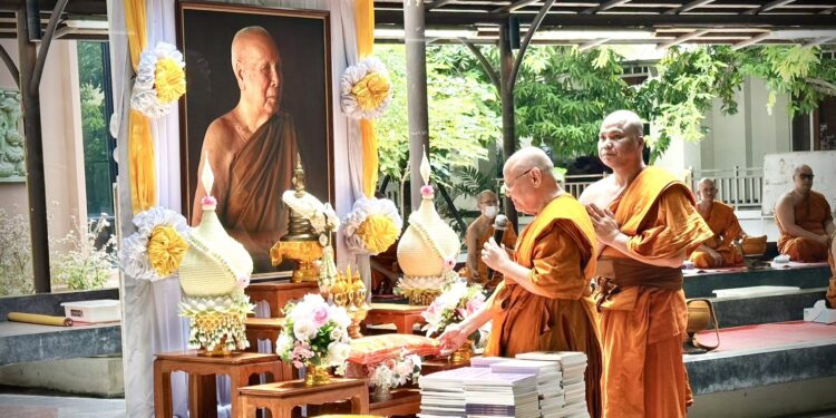 วัดชลประทานฯ จัดงาน “วันรำลึก 18 ปี มรณกาลหลวงพ่อปัญญานันทภิกขุ” ร่วมสดับธรรม สักการะอัฐิ และตักบาตรสาธิต 24 วัดชลประทานฯ จัดงาน “วันรำลึก 18 ปี มรณกาลหลวงพ่อปัญญานันทภิกขุ” ร่วมสดับธรรม สักการะอัฐิ และตักบาตรสาธิต