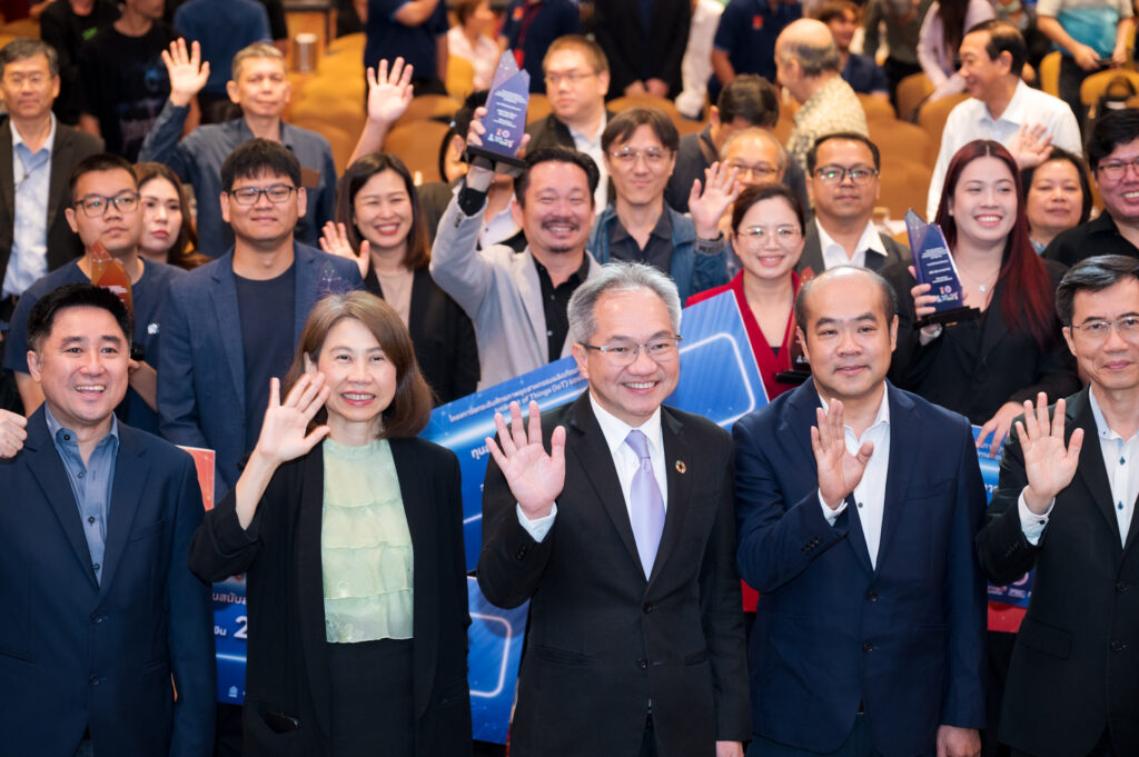 สวทช. ผนึก กสทช. ผลักดันอุตสาหกรรมหุ่นยนต์บริการและผลิตภัณฑ์ IoT ไทย หนุนยกระดับสู่อาเซียน ด้วยมาตรฐาน P-mark 26