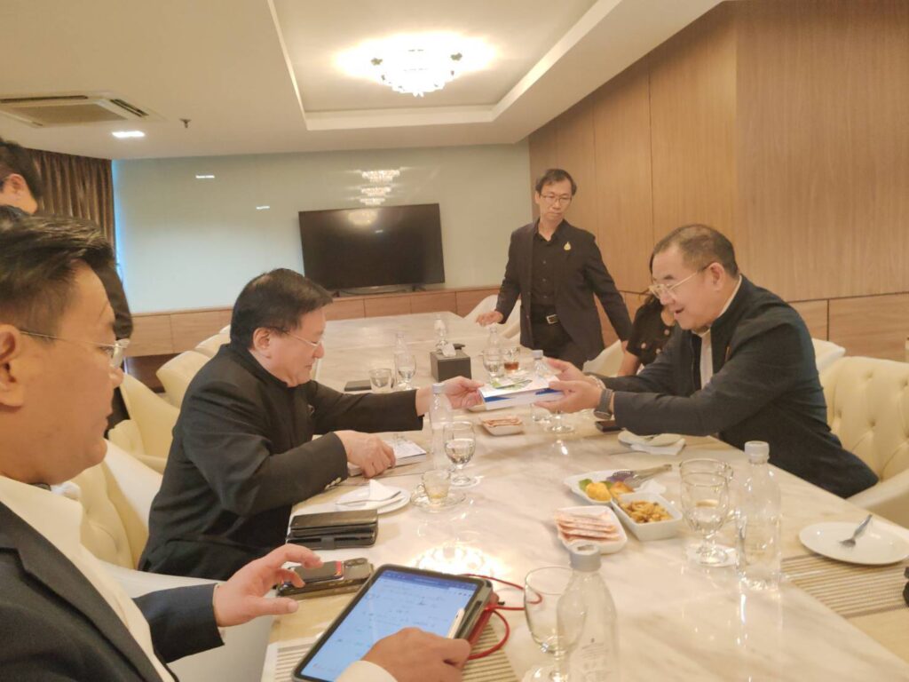 ดร.แดน รับเทียบเชิญ พรรคไทยชนะ เสนอชื่อแคนดิเดตนายกรัฐมนตรี 26