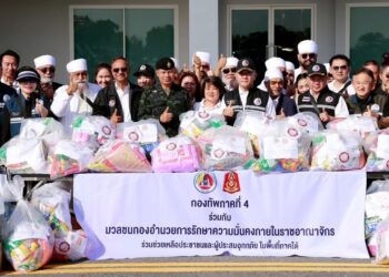 หาดใหญ่ได้หายใจ! กอ.รมน.จับมือเครือข่ายใหญ่ ขนสิ่ของ 1,100 ชุด ลงใต้เยียวยาช่วยเหลือ ช่วยผู้ประสบอุทกภัยครั้งใหญ่ ไม่ปล่อยให้ประชาชนสู้ลำพังแม้เพียงวันเดียว