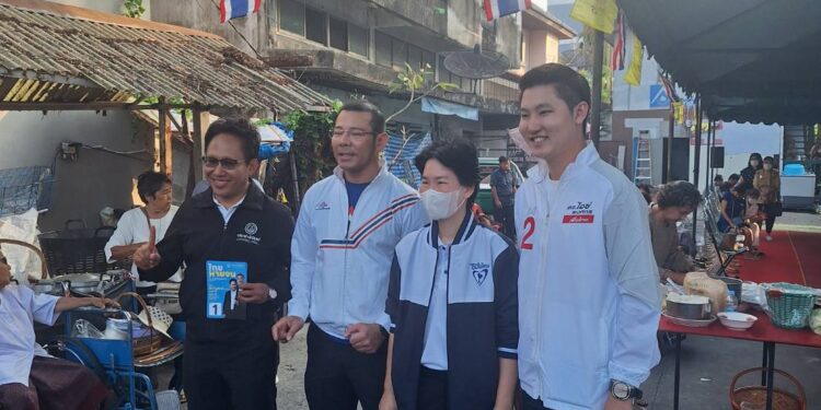 “ป๊อด ปรีชาชัย” เบอร์ 10 เขต 14บางกะปิ–วังทองหลาง “พรรครวมไทยสร้างชาติ” ลงพื้นที่ลาดพร้าว 93 หลายพรรคร่วมงานทำบุญปีใหม่ “ชุมชนประชากรไทย” พร้อมใจต้อนรับ
