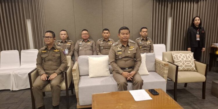 บช.น.ปั้น “ครูตำรวจ D.A.R.E.” รุ่น 264 เสริมเกราะเยาวชน สกัดยาเสพติดเชิงรุกถึงรั้วโรงเรียน 25 บช.น.ปั้น “ครูตำรวจ D.A.R.E.” รุ่น 264 เสริมเกราะเยาวชน สกัดยาเสพติดเชิงรุกถึงรั้วโรงเรียน