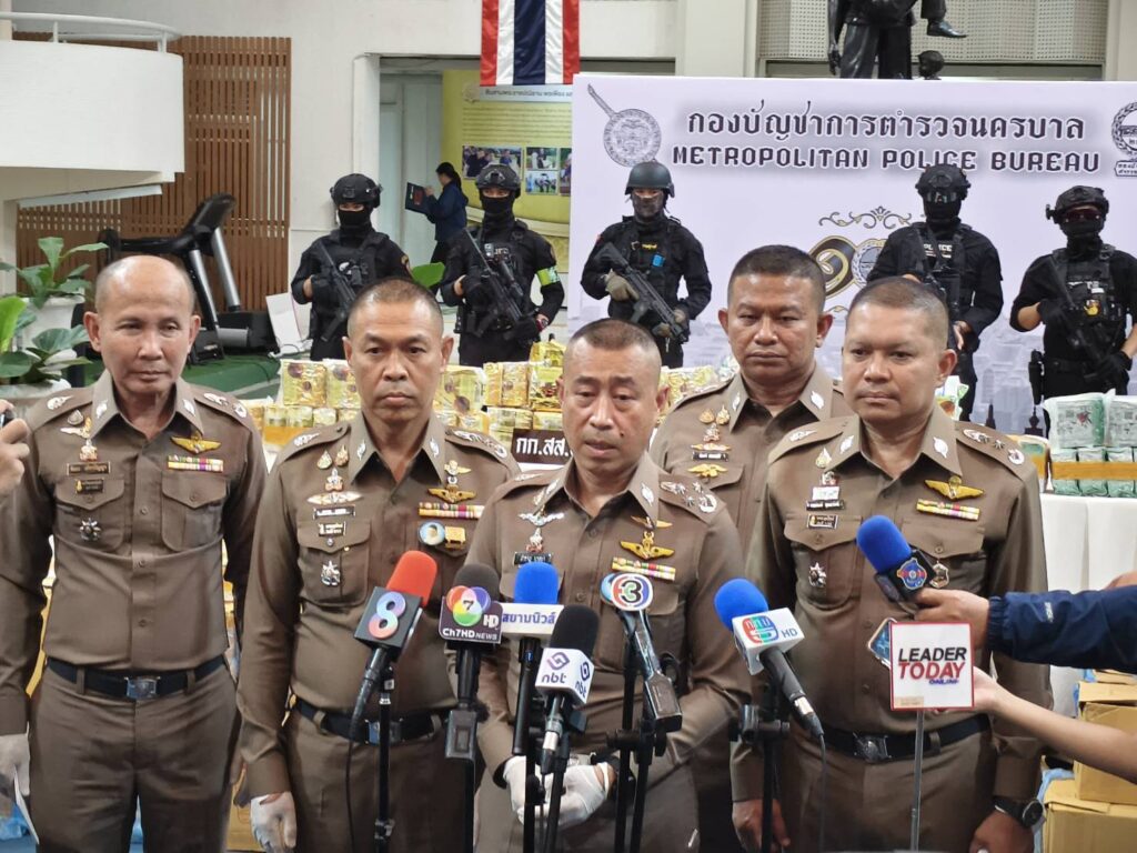 สืบสวนนครบาล 7 ตัดวงจรการขนลำเลียงไอซ์ 1.11 ตัน ลักลอบนำมาจำหน่ายในพื้นที่ กทม. 37