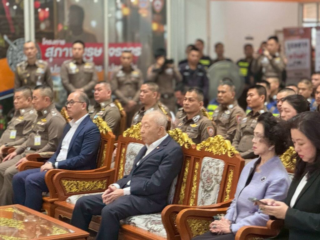 รอง ผบ.ตร. รับมอบรถจักรยานยนต์คุณภาพสูง สนับสนุนงานจราจรโครงการพระราชดำริ ผนึกกำลังภาคเอกชน เสริมศักยภาพงานจราจรเพื่อประชาชน 42