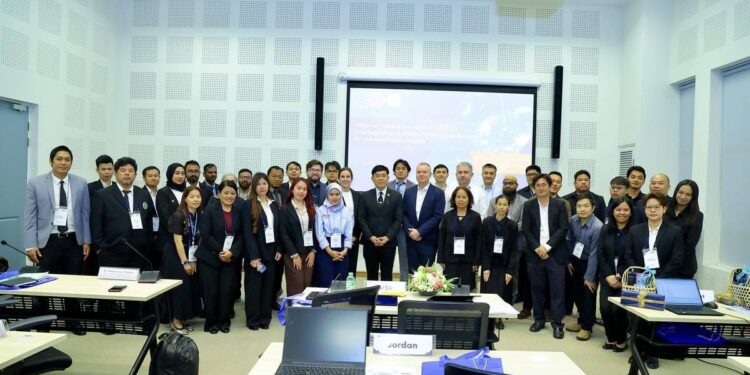 ปรมาณูเพื่อสันติ กระทรวง อว.ร่วมมือ IAEA ยกระดับไทยเป็นผู้นำระดับนานาชาติกำกับดูแลความปลอดภัยทางนิวเคลียร์และรังสีภูมิภาคเอเชียและแปซิฟิกด้วยระบบดิจิทัล 25 ปรมาณูเพื่อสันติ กระทรวง อว.ร่วมมือ IAEA ยกระดับไทยเป็นผู้นำระดับนานาชาติกำกับดูแลความปลอดภัยทางนิวเคลียร์และรังสีภูมิภาคเอเชียและแปซิฟิกด้วยระบบดิจิทัล