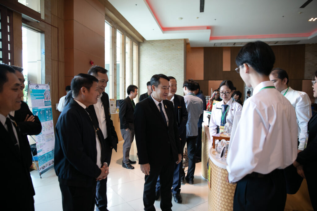 วช. จับมือ สอศ. จัด TVET Smart Idea2Innovation 2569 หนุนอาชีวศึกษาพลิกโฉมสู่ “นวัตกรรมพร้อมใช้” ขับเคลื่อนประเทศด้วยวิจัยและนวัตกรรม 37