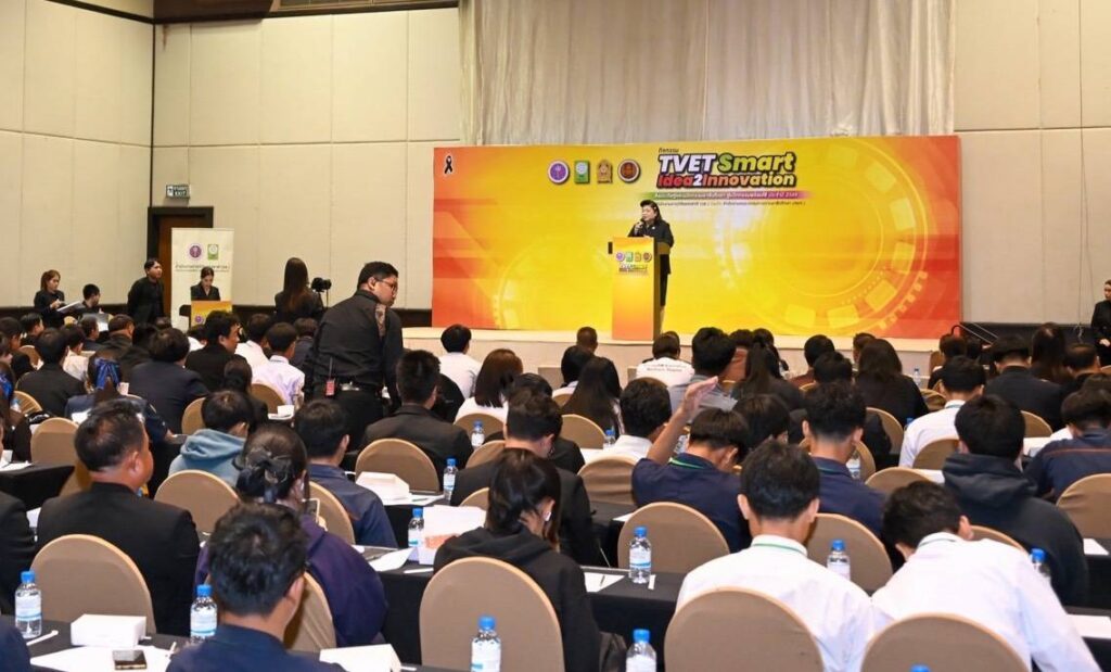 วช. ปลุกพลังนวัตกรรมสายอาชีวะ มอบรางวัลติดดาว 19 ผลงานเด่น ในเวที TVET Smart Idea2Innovation 2569 ภาคเหนือ จ.เชียงใหม่ 39