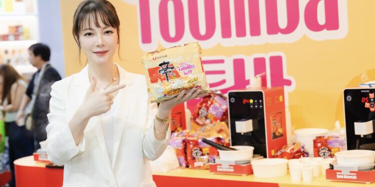 ครบ 9 ปี Honest Trading ย้ำชัด K-Food ในไทยมาแรง ปักธงเป้าหมายเติบโตแบบเท่าตัว (Double Growth) เตรียมสยายปีก สู่ K-Lifestyle รับ คนรุ่นใหม่ดันตลาดโตเกินคาด 25 ครบ 9 ปี Honest Trading ย้ำชัด K-Food ในไทยมาแรง ปักธงเป้าหมายเติบโตแบบเท่าตัว (Double Growth) เตรียมสยายปีก สู่ K-Lifestyle รับ คนรุ่นใหม่ดันตลาดโตเกินคาด