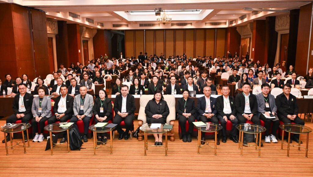 วช. – สอศ. ร่วมบ่มเพาะนักประดิษฐ์ในกลไก “TVET Smart Idea2Innovation” ภาคตะวันออกเฉียงเหนือ มุ่งเปลี่ยนไอเดียสู่นวัตกรรมพร้อมใช้” นำทีมอาชีวศึกษาตอบโจทย์ชุมชนและผู้ประกอบการ 35
