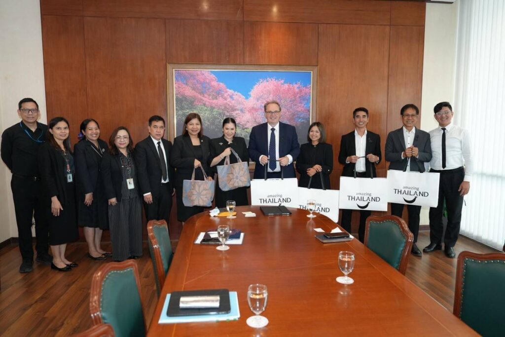 ททท. ขานรับนโยบายการท่องเที่ยวมูลค่าสูงของรัฐบาล และกระทรวงการท่องเที่ยวฯ ประกาศจับมือ Eastern & Oriental Express ผู้ให้บริการรถไฟลักชูรีระดับโลก สร้างประสบการณ์ท่องเที่ยวเมืองไทยในมิติใหม่ดึงดูดนักท่องเที่ยวคุณภาพจากทั่วโลก 26