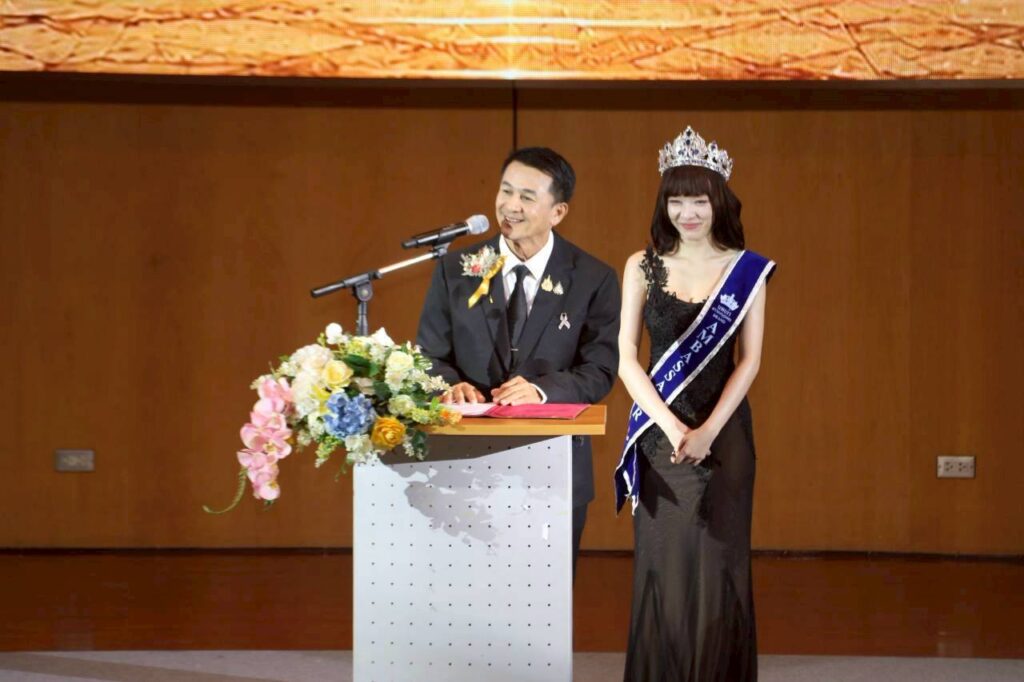 “นา ดาราวาไรตี้” จัดงานใหญ่แห่งปี มอบรางวัล นพเก้าดาวมงกุฏเพชร 2569 สุดอลังการ โดยนพ.ชลน่าน ศรีแก้ว ประธานมอบรางวัล 26