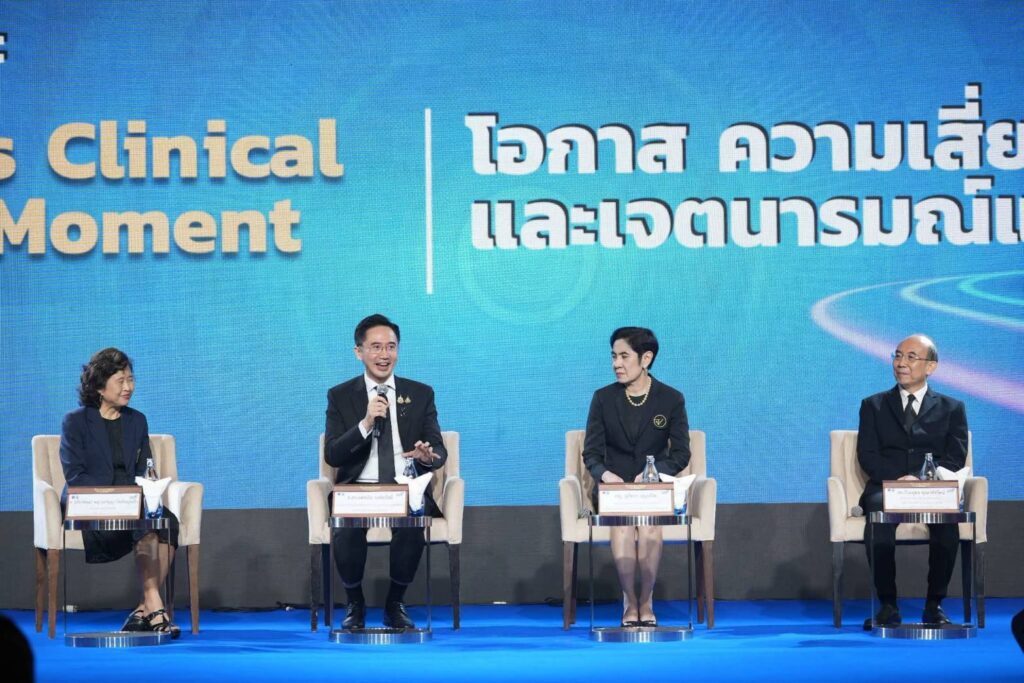รองนายกฯ “ยศชนัน” ชูวิจัยทางคลินิกเป็น New Growth Engine ดันไทยสู่ศูนย์กลาง Clinical Research ของภูมิภาค ในเวทีมหกรรมงานวิจัยแห่งชาติ 2569 45