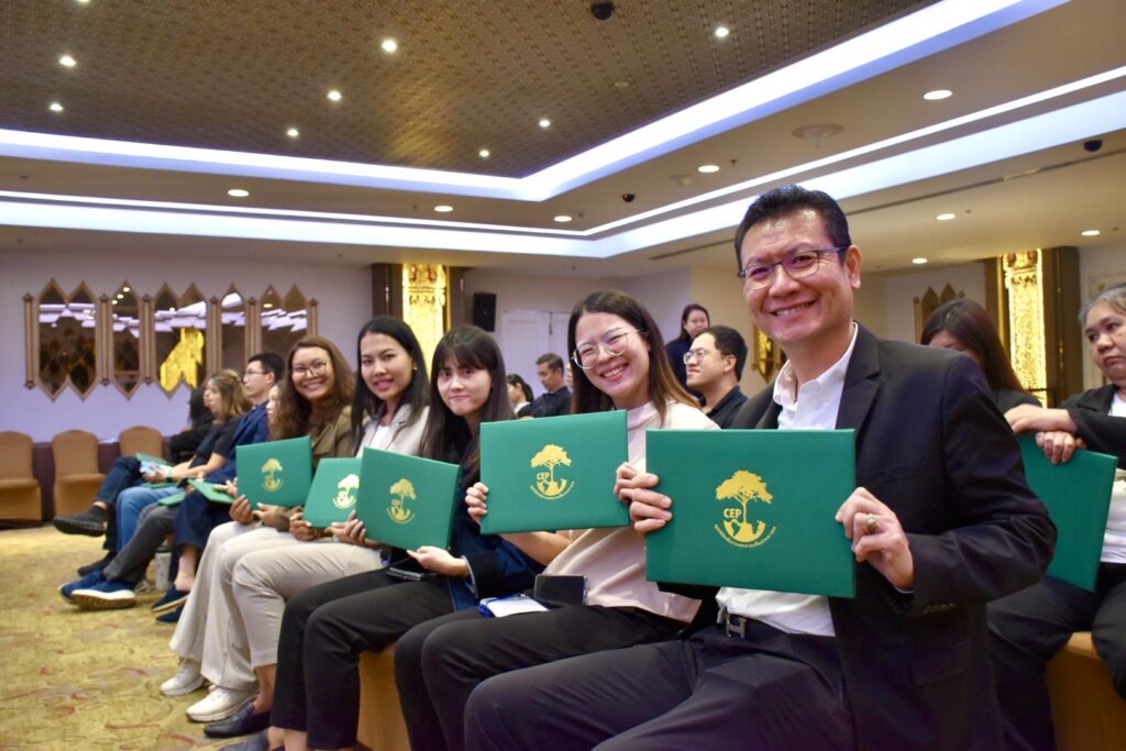 “ดร.สุวิทย์” เป็นประธานปิดการอบรมพร้อมมอบประกาศนียบัตร หลักสูตร ISO for GHG รุ่นที่ 2 เสริมศักยภาพองค์กรสู่มาตรฐานสากลด้านก๊าซเรือนกระจก 30