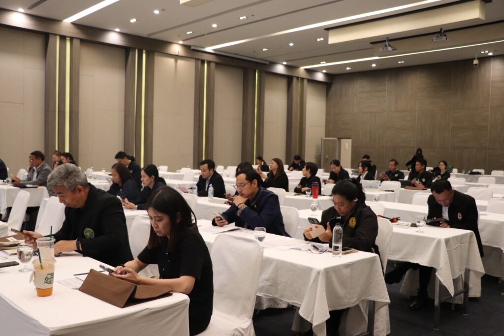 สศก. เร่งวางแผนโลจิสติกส์เกษตร ปี 2571–2575 รับมือ Climate Change หนุน Green Logistics ยกระดับสินค้าเกษตรไทย 27