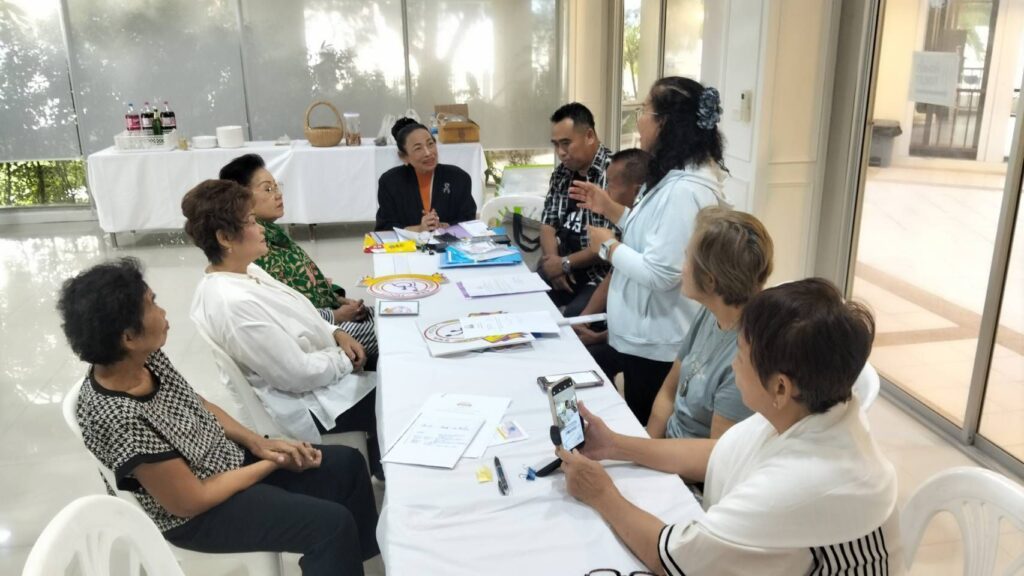 ชมรมจิตอาสาเพื่อคนพิการและผู้ด้อยโอกาส (ชพด.:"HDUT") จัดกิจกรรม “ประชุมสัญจรและทัศนศึกษา” เพื่อกระชับความสัมพันธ์และวางแผนยุทธศาสตร์องค์กร ณ จังหวัดชลบุรี 26