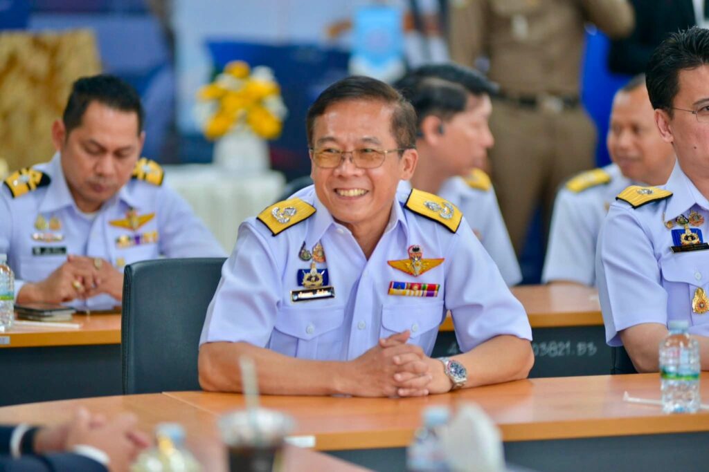 “สรรเพชญ” ชู ทุนมนุษย์คือหัวใจยกระดับพาณิชย์นาวีไทย เร่งผลิตบุคลากรมาตรฐาน IMO ป้อนตลาดแรงงานโลก เดินหน้าพัฒนาท่าเรือ-ร่องน้ำ-MSW เพิ่มขีดแข่งขันประเทศ 37