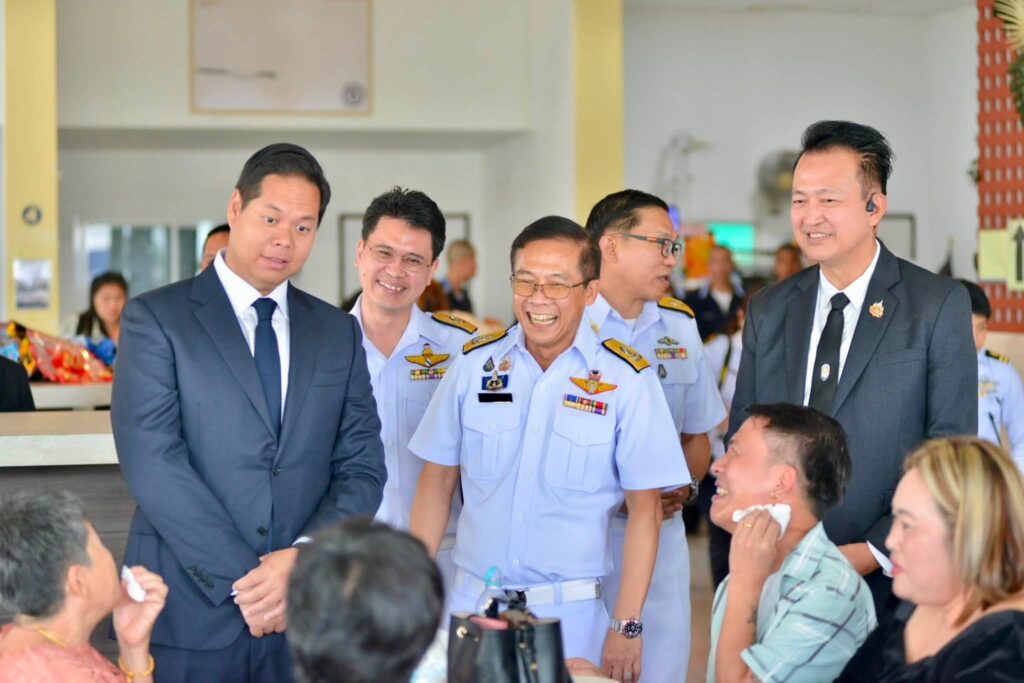 “สรรเพชญ” ชู ทุนมนุษย์คือหัวใจยกระดับพาณิชย์นาวีไทย เร่งผลิตบุคลากรมาตรฐาน IMO ป้อนตลาดแรงงานโลก เดินหน้าพัฒนาท่าเรือ-ร่องน้ำ-MSW เพิ่มขีดแข่งขันประเทศ 35