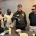 รวบคาหนังคาเขา! “รองจ๋อ” ส่ง ”สารวัตรแจ๊ะ“ เป็นไฮโซ ซ้อนแผนจับ แก๊ง “Black Money Scam ” ตุ๋นแบงก์ดอลลาร์ปลอม ยึดกระดาษเตรียมผลิต 200 ล้าน 28 รวบคาหนังคาเขา! “รองจ๋อ” ส่ง ”สารวัตรแจ๊ะ“ เป็นไฮโซ ซ้อนแผนจับ แก๊ง “Black Money Scam ” ตุ๋นแบงก์ดอลลาร์ปลอม ยึดกระดาษเตรียมผลิต 200 ล้าน