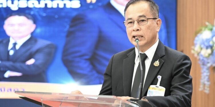 วุฒิสภาชงยกเครื่อง กอ.รมน. สู่ Smart Security รับมือภัยไซเบอร์–ยาเสพติด–ชายแดน