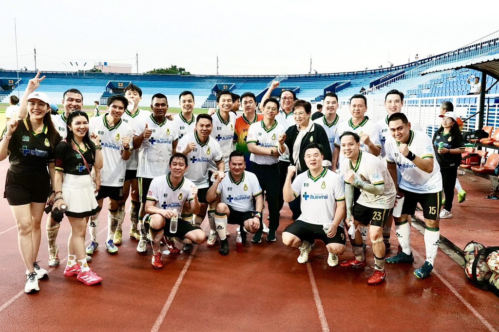 เตะสนั่นสนามทัพฟ้า! “รักเมืองไทยครั้งที่ 4” สถาบันพระปกเกล้า-วปอ. ผนึกกำลัง เตะกระชับมิตรสามัคคี ต่างรุ่นต่างวัย หัวใจเดียวกัน “แพ้-ชนะ” คือมิตรภาพ 28