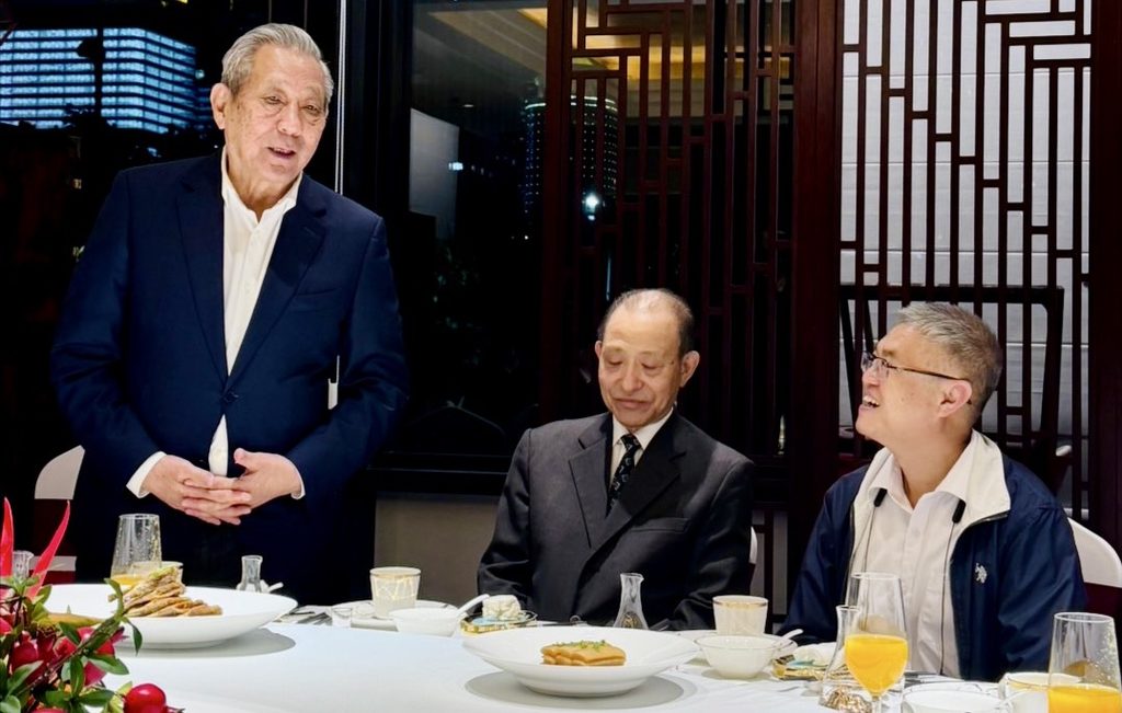 ไทย-จีนแน่นแฟ้น! ”พินิจ จารุสมบัติ“ นำทัพวงดุริยางค์ฟีลฮาร์โมนิกฯ บุกปักกิ่ง เตรียมโชว์พลังดนตรีระดับโลกบนกำแพงเมืองจีน 11-12 ก.ย.นี้ ในวาระโอกาสความสัมพันธ์ ไทย - จีน ครบ 51ปี 31