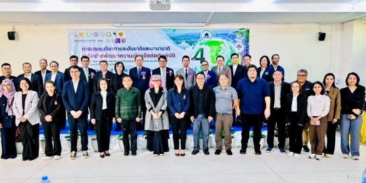 19 มหา’ลัยรวมพลังสู้ภัยพิบัติ! เตือนโลกเดือด “ภัยถี่–แรง–คาดเดายาก” ดันงานวิจัยพ้นหิ้ง ใช้จริงก่อนสูญเสีย 25 19 มหา’ลัยรวมพลังสู้ภัยพิบัติ! เตือนโลกเดือด “ภัยถี่–แรง–คาดเดายาก” ดันงานวิจัยพ้นหิ้ง ใช้จริงก่อนสูญเสีย
