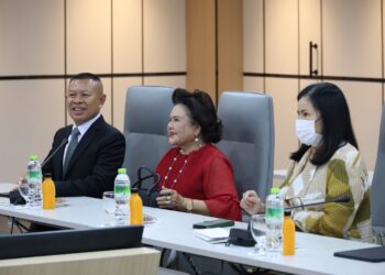 พลังแห่งการให้! ครอบครัววุฒิจรัสธำรงค์ ส่งต่อความห่วงใย มอบอุปกรณ์การแพทย์และทุนช่วยเหลือผู้ป่วยยากไร้ รพ.ค่ายสุรนารี มูลค่ารวมกว่า 1.2 ล้าน